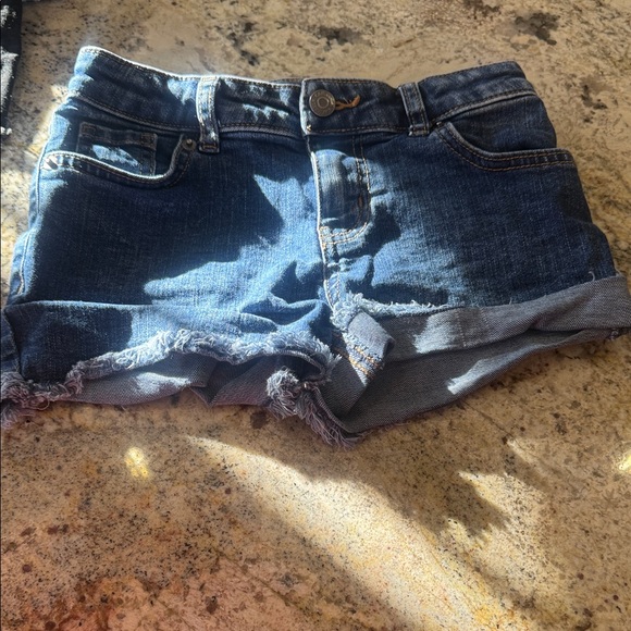 Lot of 7 Cat & Jack and Old Navy Blue Jean girls shorts Size 8 - Picture 5 of 8